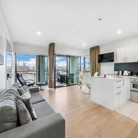 Exquisite Sun Soaked Corner Apartment Auckland Exterior foto
