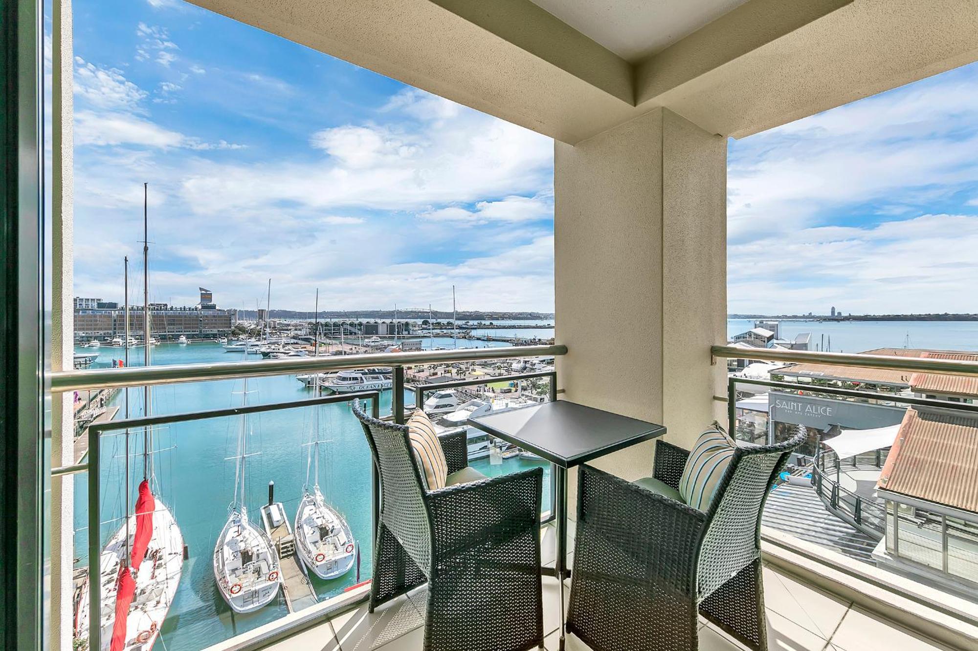 Exquisite Sun Soaked Corner Apartment Auckland Exterior foto