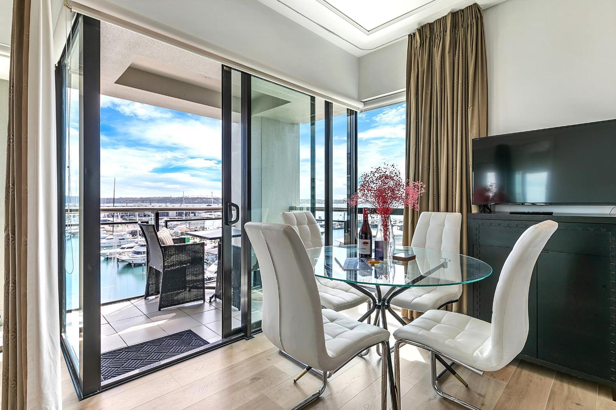 Exquisite Sun Soaked Corner Apartment Auckland Exterior foto